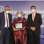 Lotería Nacional celebra 40 años del INEA con Sorteo Zodiaco Especial