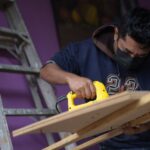 Bloquean carretera Uruapan-Lombardía; incendian tres unidades