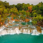 Reportan explosiones y carros incendiados en Quito, Ecuador