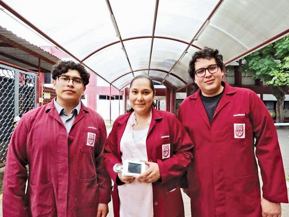 Descubrimiento revolucionario en la medicina: estetoscopio inteligente que detecta cardiopatías con un nivel de precisión del 96% gracias a la aplicación de la Inteligencia Artificial.