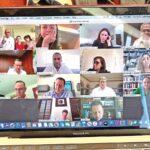 “La dolorosa memoria de la tragedia de la DANA: emocionadas protestas en Valencia y un llamado a la justicia para conmemorar el aniversario de una catástrofe nacional”