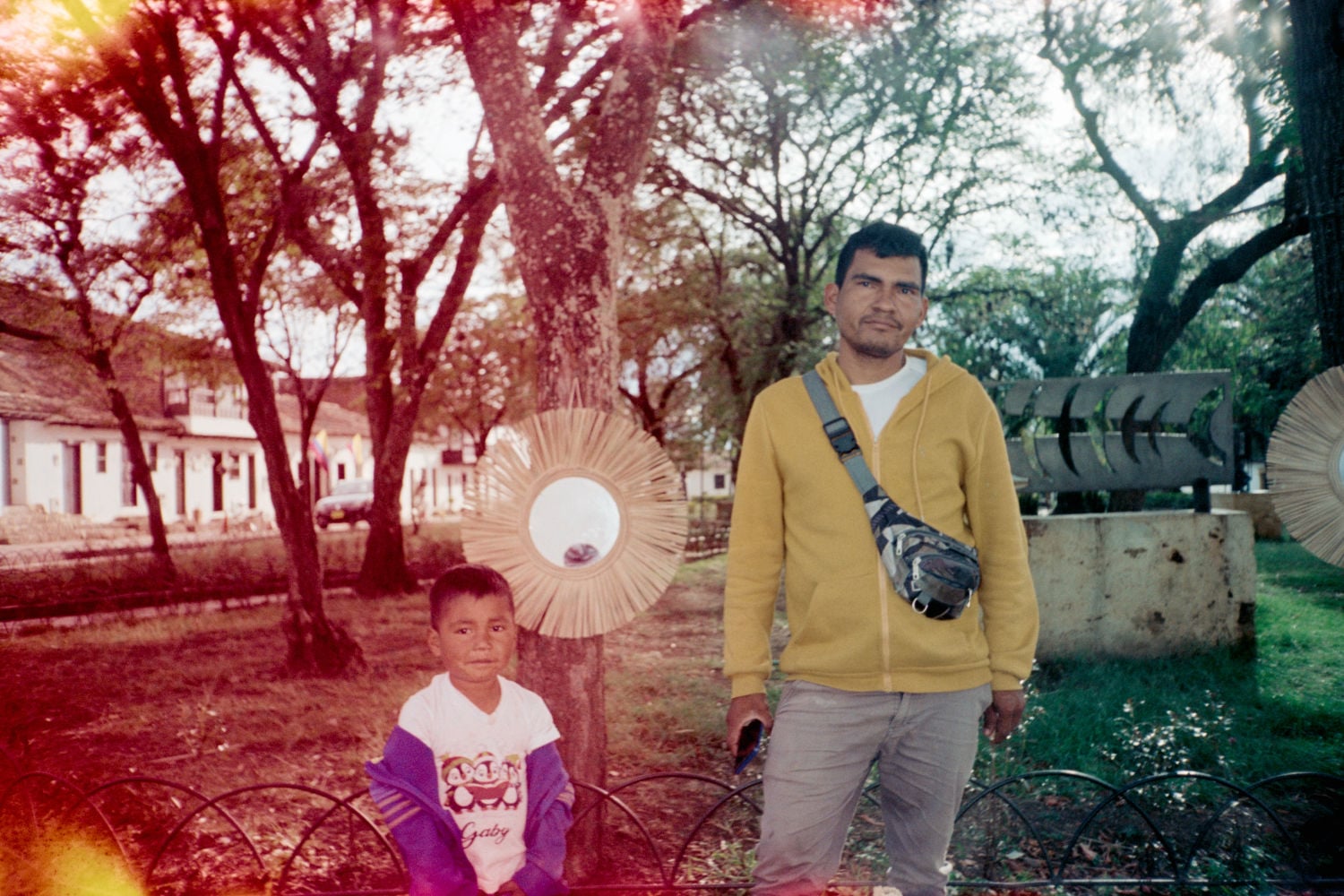 Flor Aprile presenta ‘Lo nítido miente’, cuando la imagen se deja atravesar por el territorio