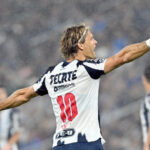 Cámara de Diputados también tiene salón de belleza; estilista narra qué políticos pasaron por su estética